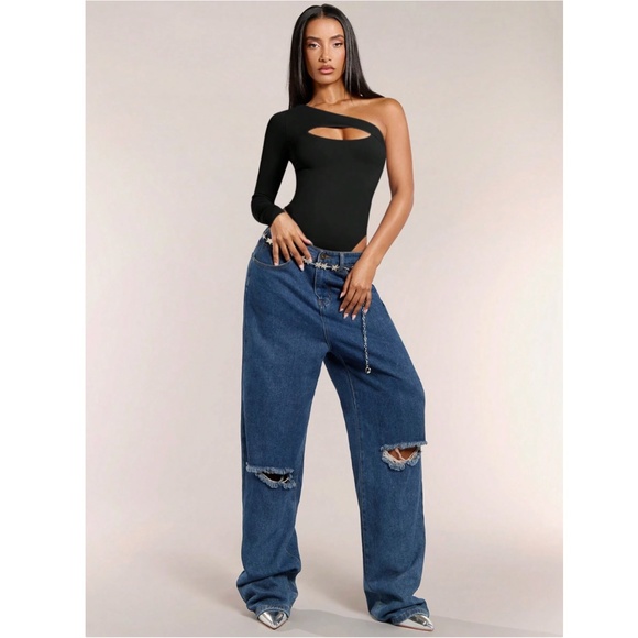 Black One Shoulder Long Sleeve Keyhole Slim Bodysuit - Picture 6 of 7